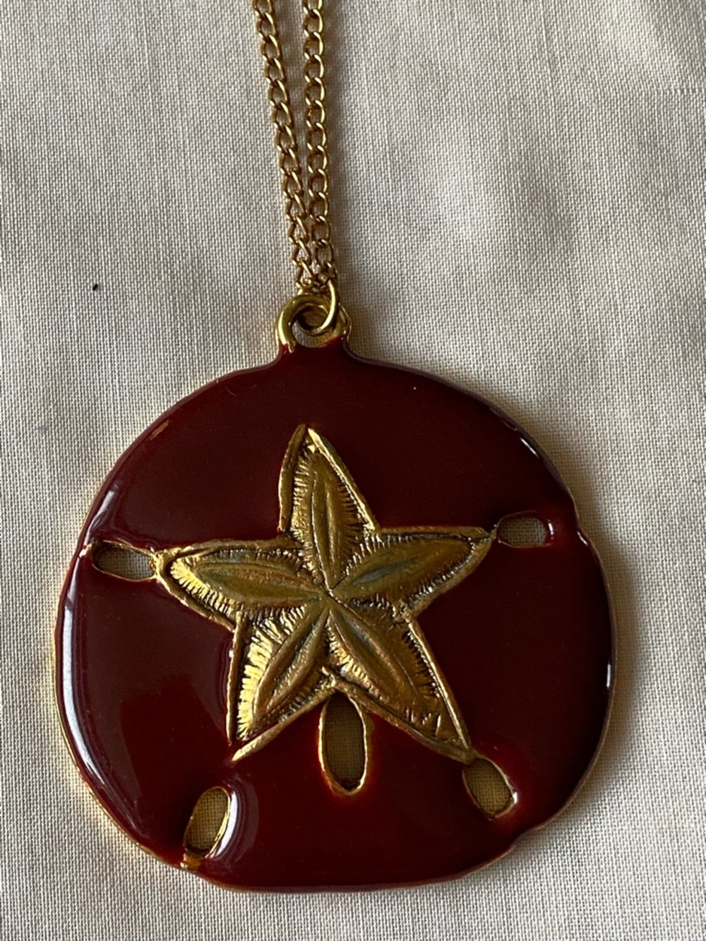 Gold Star Sand Dollar Pendant Necklace - Burgundy and Gold